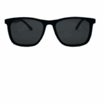 Γυαλιά ηλίου σε χρώμα μαύρο. Μοντέλο unisex. Διαθέτει προστασία UV400 και Polarized φακό. Υψηλής αντοχής στα χτυπήματα κα χαμηλό βάρος.