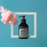 Χαρίστε στην επιδερμίδα σας βαθιά ενυδάτωση και αποτοξίνωση με το ενυδατικό γαλάκτωμα σώματος Volcanic Rocks Body Milk της Life Roots !