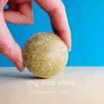 Ανακάλυψε τη φυσική δύναμη της τσουκνίδας σε ένα στερεό σαμπουάν που ήρθε για να κάνει τα μαλλιά σου πιο δυνατά, πιο καθαρά και πιο... αφράτα από ποτέ!