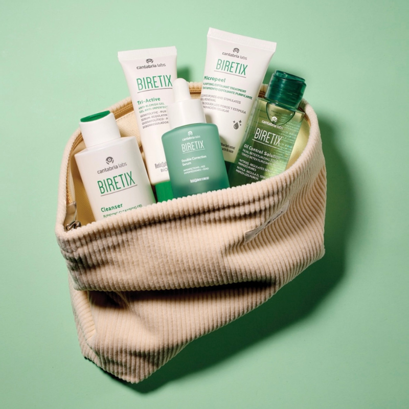 EFFECTIVE BLEMISH CONTROL AND HOLISTIC CARE OF ACNE-PRONE SKIN