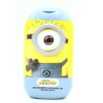 Το σαμπουάν και αφρόλουτρο Minions προσφέρει στο μπάνιο των παιδιών διασκέδαση με τους φίλους των Minions. Είναι ένα απαλό σαμπουάν κατάλληλο για όλους τους τύπους δέρματος και για το πλύσιμο των μαλλιών.